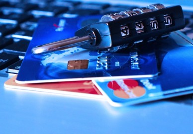 Jak karta kredytowa wpływa na zdolność kredytową?